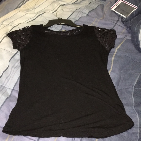 Forever 21 black lacy short sleeve shirt! 🙌 - Picture 3 of 6